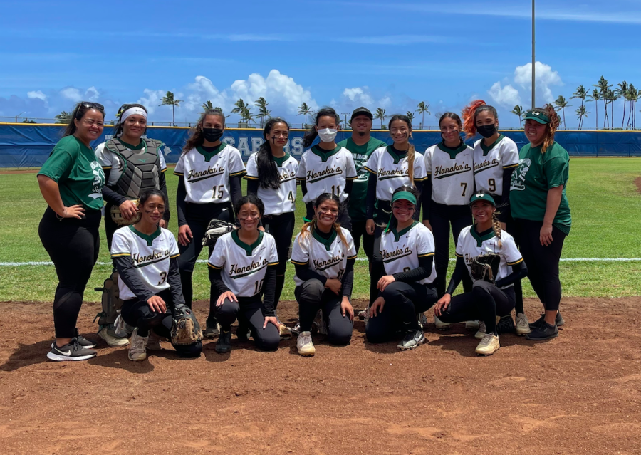 Girls+Softball+Team+Makes+Finals